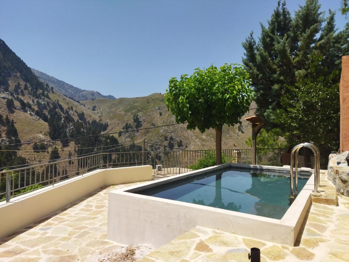 Apirathes Residence Zoúrva المظهر الخارجي الصورة