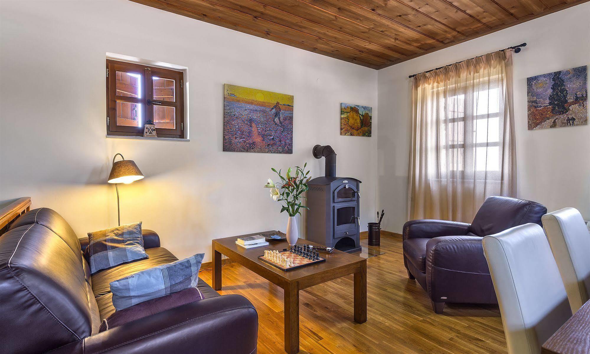 Apirathes Residence Zoúrva المظهر الخارجي الصورة