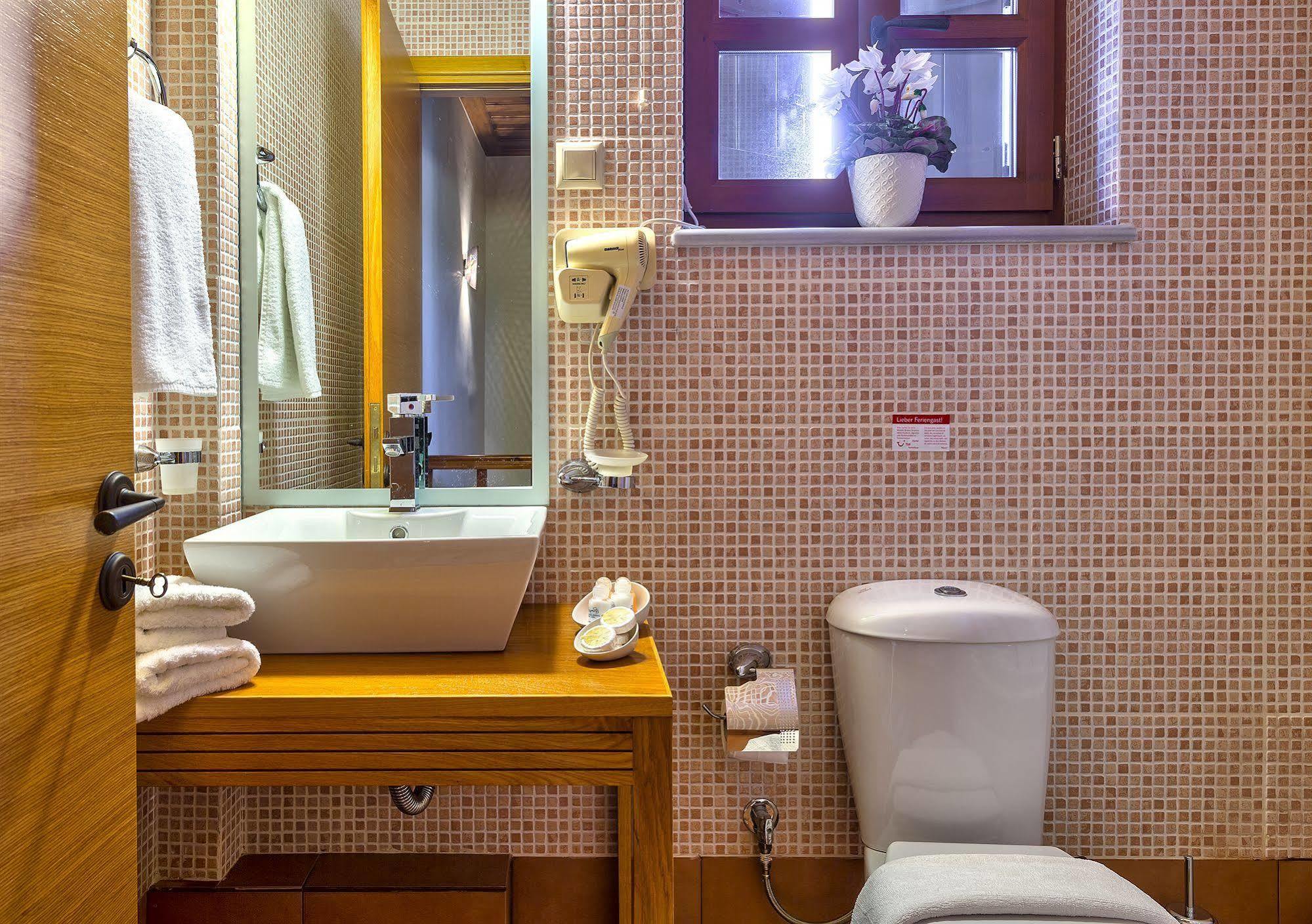 Apirathes Residence Zoúrva المظهر الخارجي الصورة