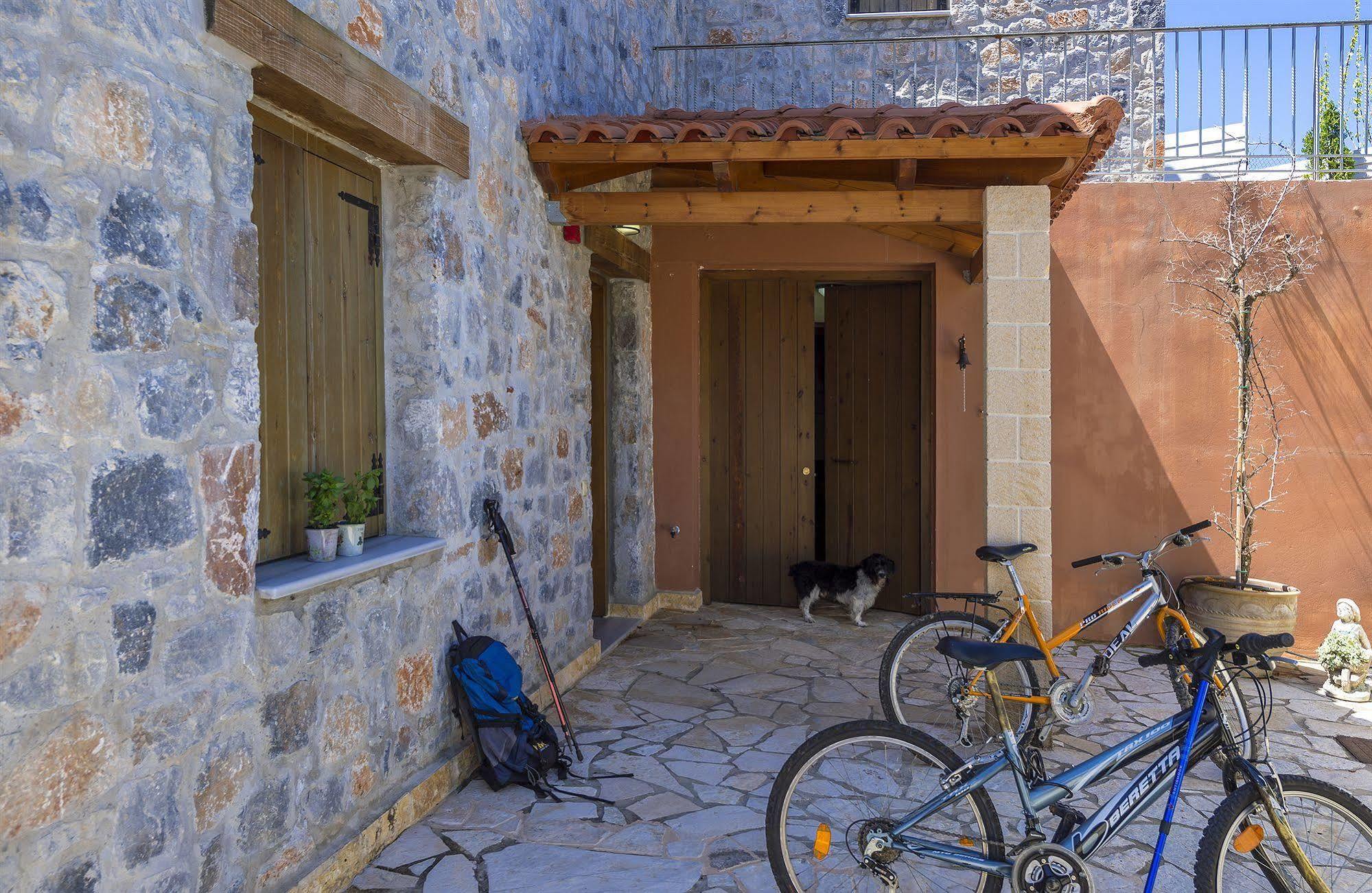 Apirathes Residence Zoúrva المظهر الخارجي الصورة